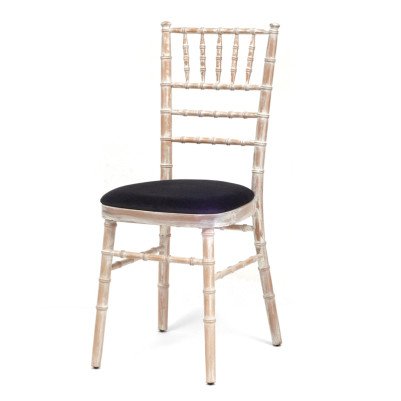 chivari-banqueting-chair-limewash-with-black-pad