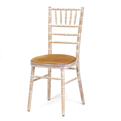 chivari-banqueting-chair-limewash-with-gold-pad
