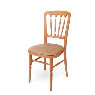classic-banqueting-chair-natural-with-cream-pad